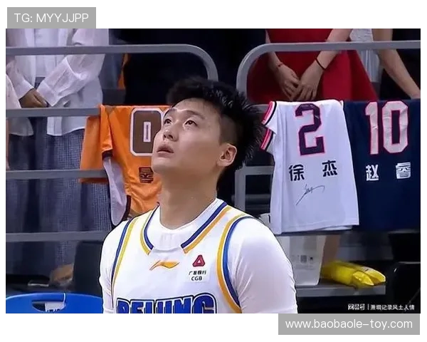 周鹏:从篮球场上的拼搏者到人生舞台的奋斗者的传奇旅程