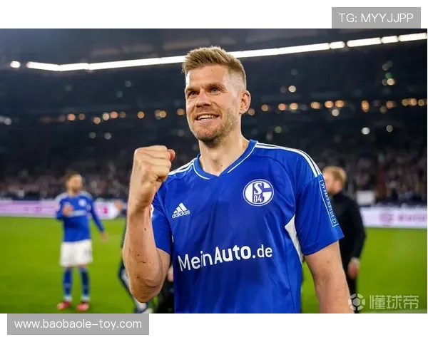 埃森与科隆福图纳的激烈对决揭示德乙联赛新格局与未来发展潜力